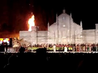 Di xem ban phao hoa Mung 1 Tet Dinh Hoi tai Nhat Ban