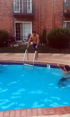 Guy failed jumped into pool