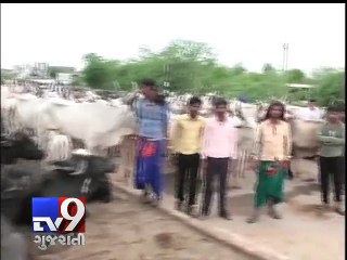 A drone΄s-eye-view of a massive traffic jam due to heavy rain in Patan - Tv9 Gujarati