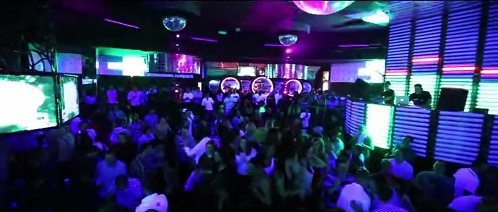 Stevie B feat. Pitbull - Spring Love