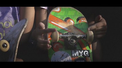 Tom Fire - Take a Walk ft. Soom T [clip officiel]