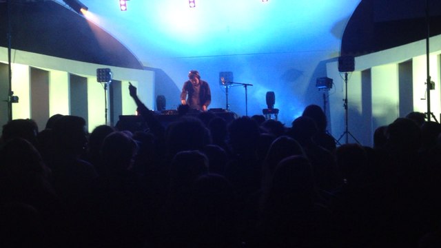 Soirée électro dans le jardin du Tribunal - Jean Tonique