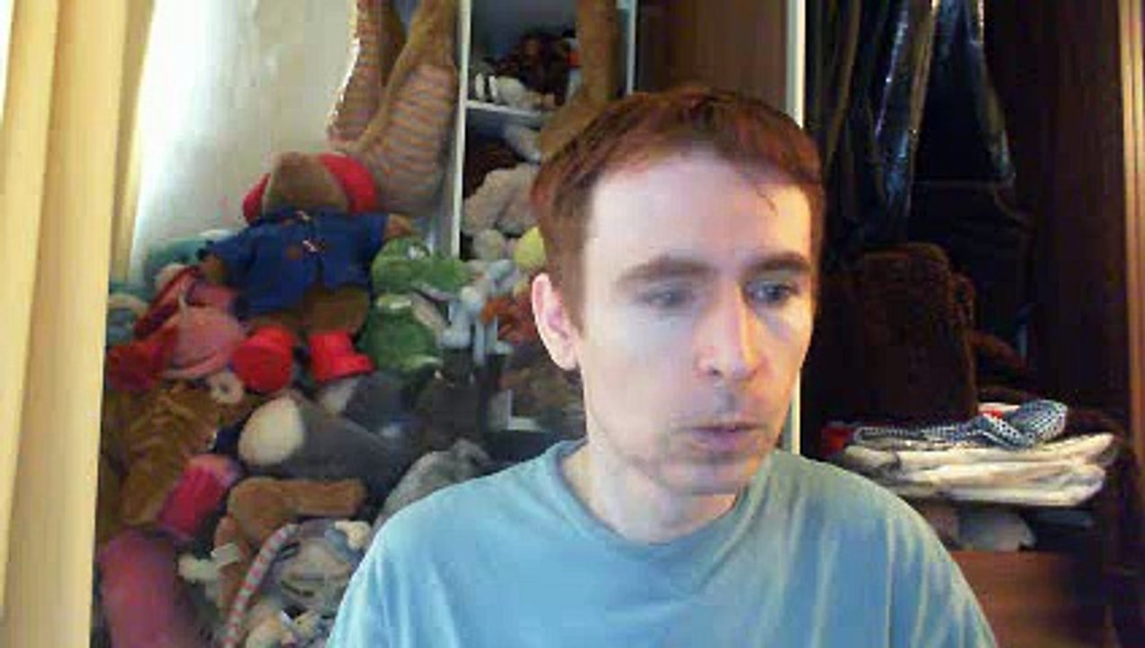 Wiwi égratigne "la chatte à Mireille" de Seth Gueko & Niro