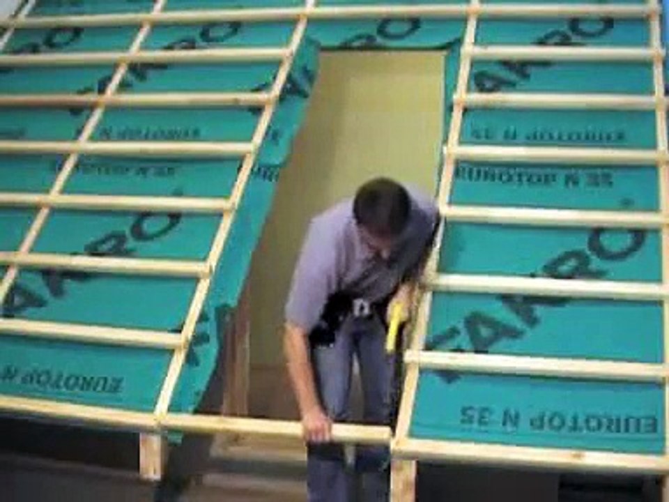 FAKRO - Montaż okna kolankowego