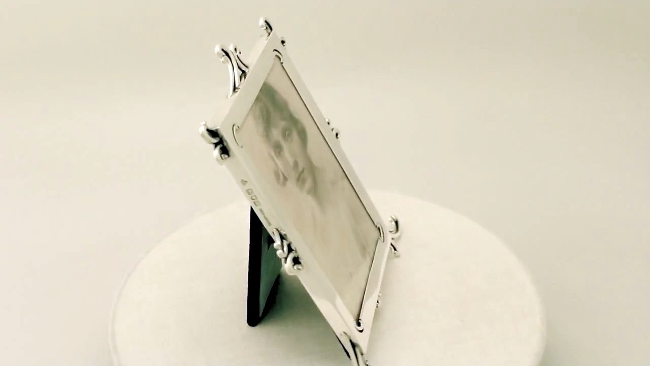 Art Nouveau Style Photo Frame