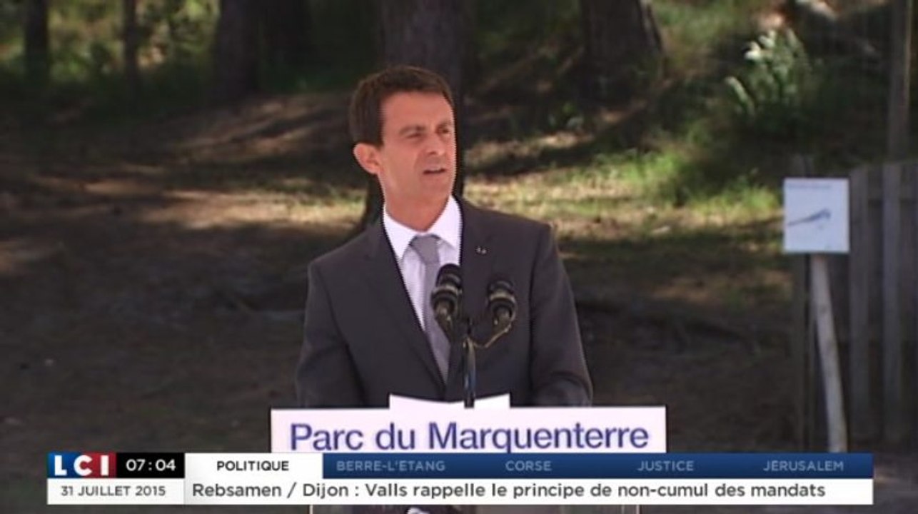 Manuel Valls rappelle à l'ordre François Rebsamen - ZAPPING ACTU DU 31/07/2015