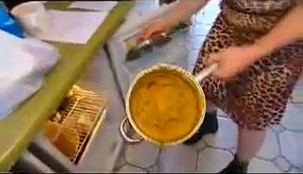 Bo Selecta - Mel B CRIBS