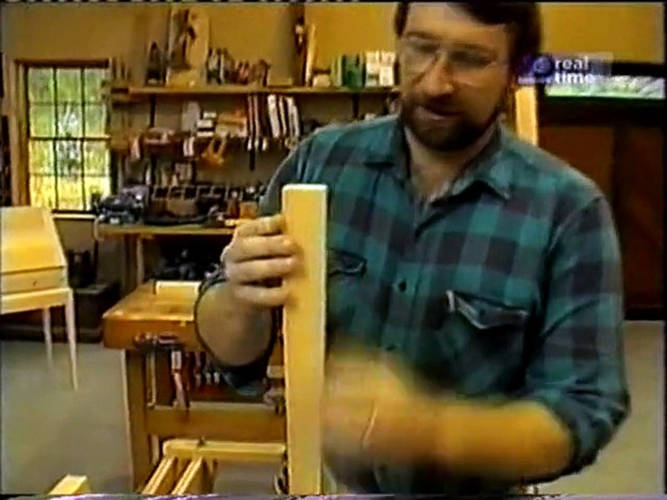 NYWS - S01E12 - Writing Desk