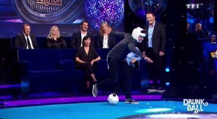 Quand les stars chutent... - ZAPPING PEOPLE BEST-OF DU 07/08/2015