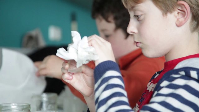 Nantes : la science ludique avec les Petits Débrouillards