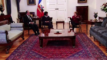 Bachelet recebe vítima da ditadura
