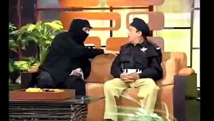 Azizi on Criminal Powers & Pak Police - عادی مجرم اور نظام Hasb e Haal