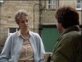 EMMERDALE FARM - Enter The Hughes Family & Denis Rigg - Pt.2 (1988)