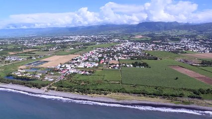 La Réunion: enquête en cours sur le débris d'avion