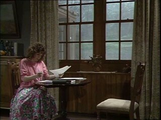 EMMERDALE FARM - Enter The Hughes Family & Denis Rigg - Pt.3 (1988)