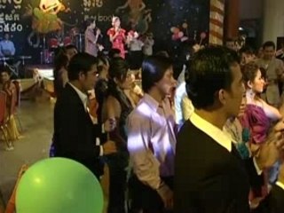 KHMER - Eun Srey Mom