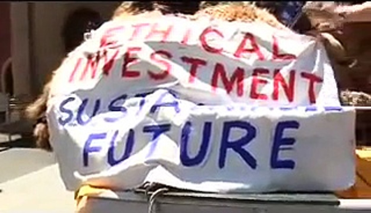 AWSA Protest at Bendigo Bank AGM