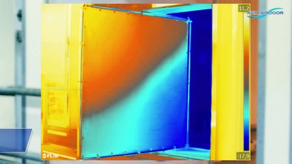 Operating principle air curtain / air door at a freezer / cold store