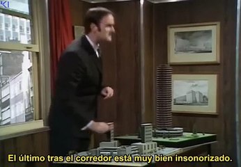 Monty Python - Arquitectos (Spanish subs)
