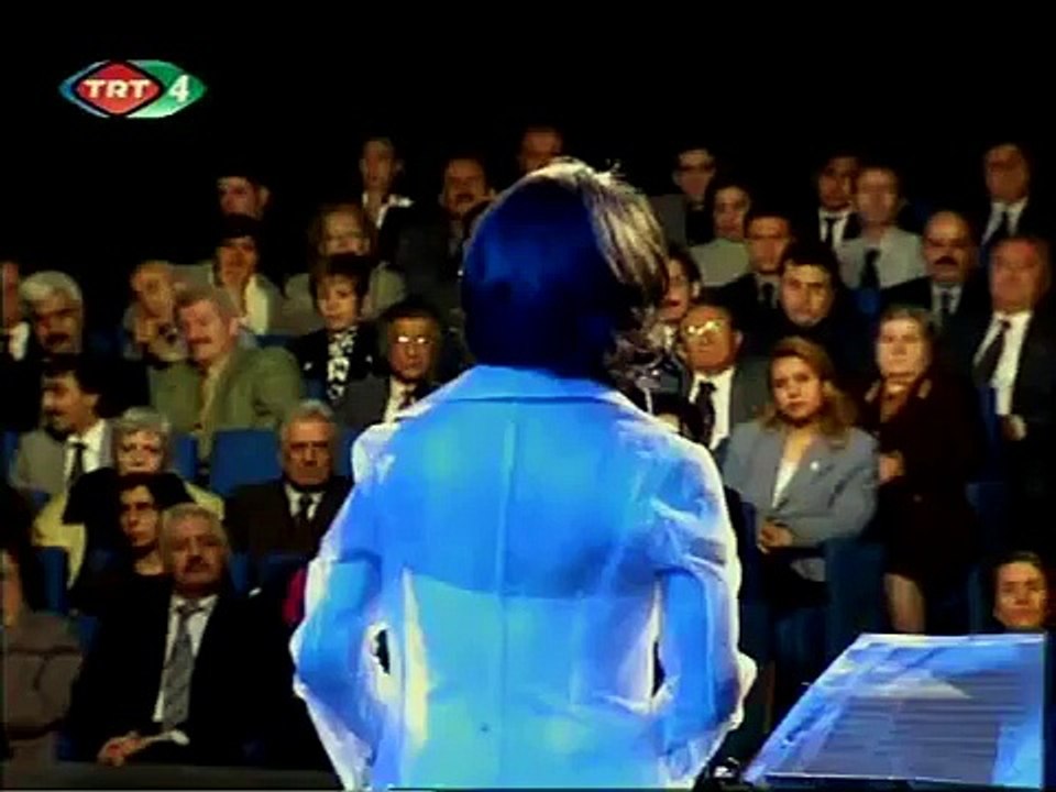 Çiğdem Kırömeroğlu Yarkın / Bir emele bin ah çeksem