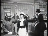 1906 - A Sticky Woman - ALICE GUY BLACHE - La femme collante