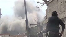 النظام السوري يقصف حي جوبر بالغازات السامة