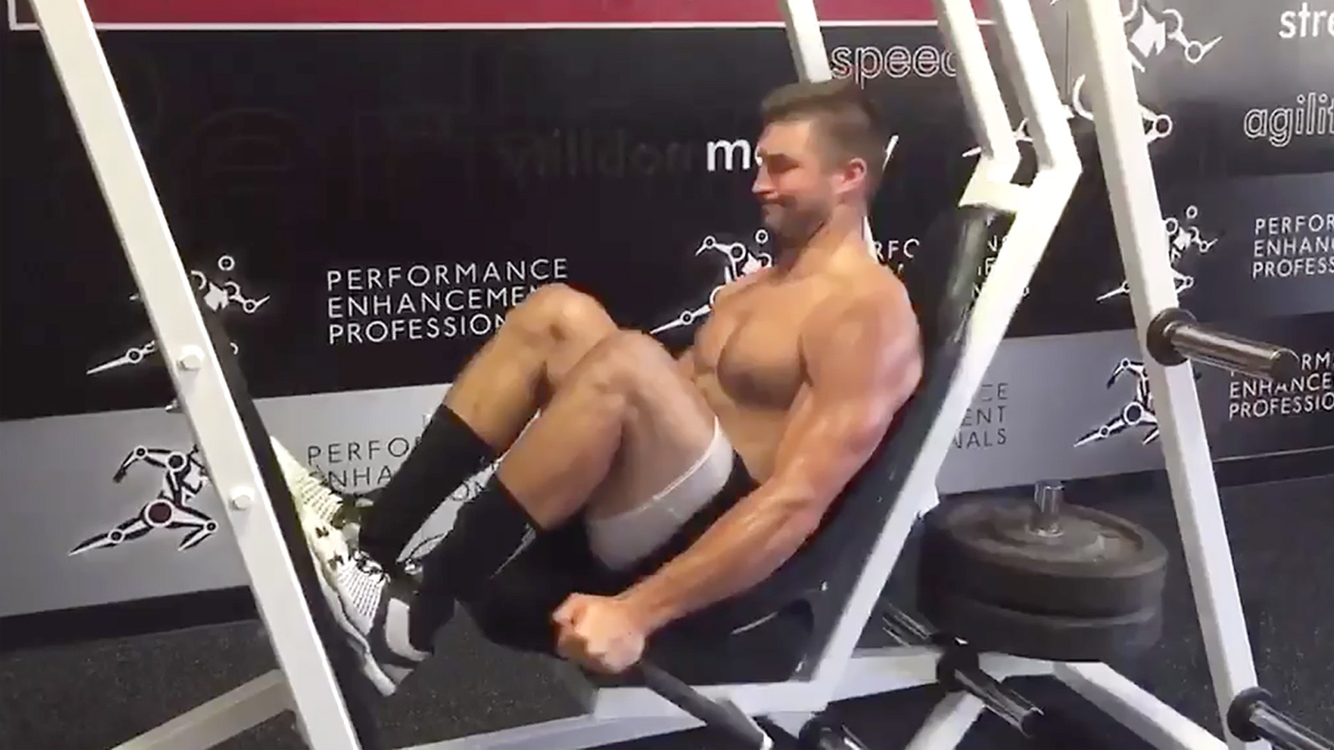 Tim Tebow S Strange But Impressive Workout Video Dailymotion