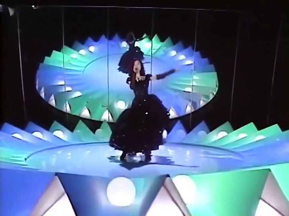 Akina Nakamori ～ TANGO NOIR