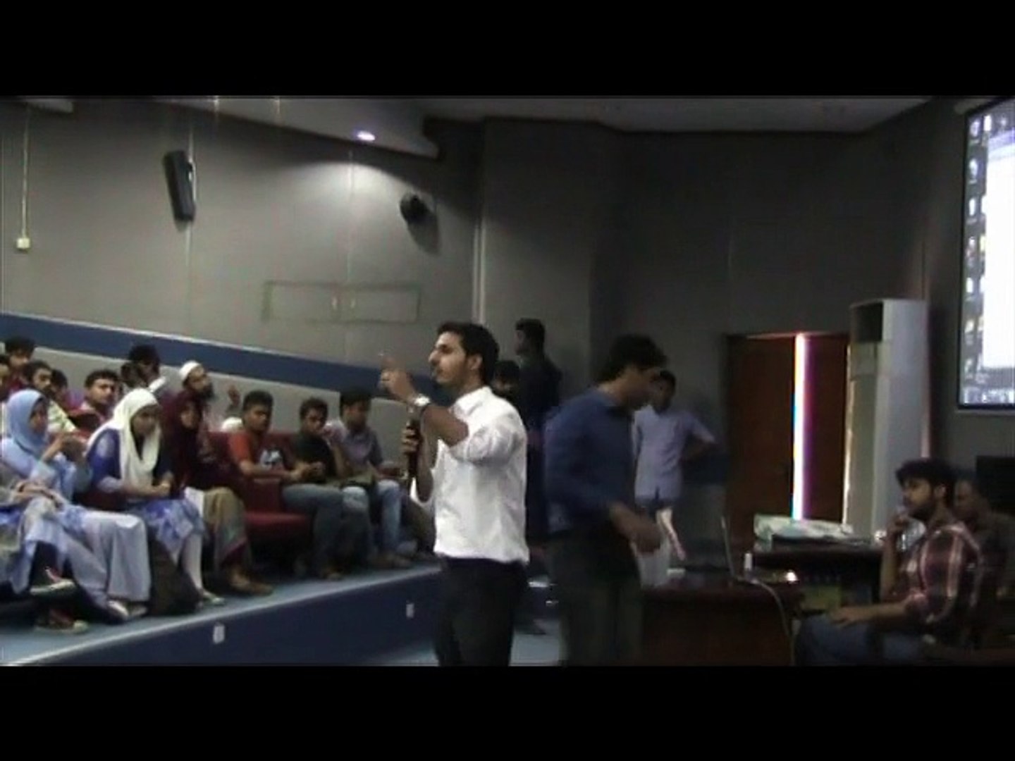 ⁣Earn Money Online - Online Business