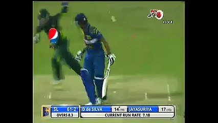 Shahid Afridi Gets De Silva - PTV Cricket