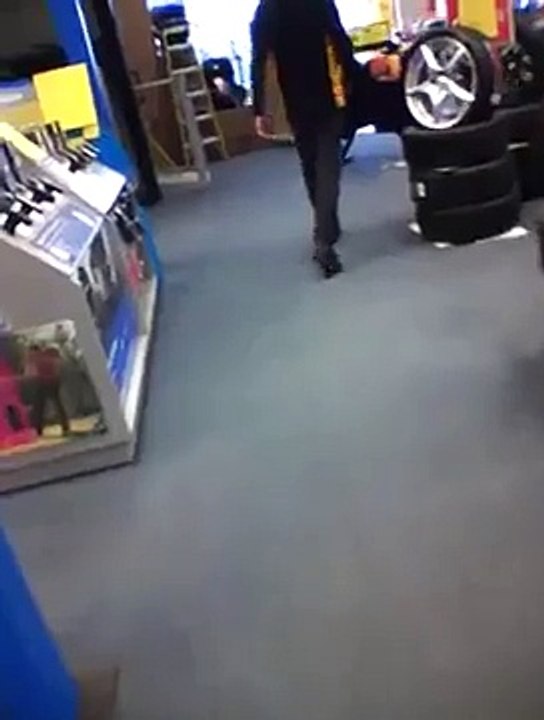 phoenix platform lift at halfords in bristol