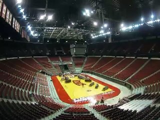 Transformation of the Thomas & Mack into a rodeo arena