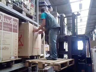 Stan Lee Super Humans-Uz8of3GnJ3M