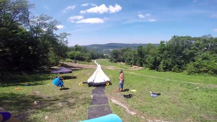 Le plus long toboggan à eau - Water slide de 600m de long à Action Park