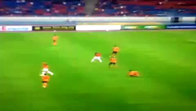 Genç Liverpool'ludan çok konuşulan gol!