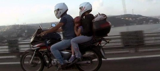 TEM'de tehlikeli yolculuk kamerada