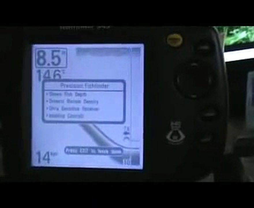 Humminbird Fishfinder 565 with Hi Res LCD.