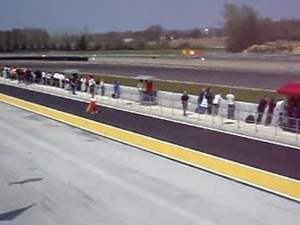 depart formule renaul 2.0 nogaro pâques