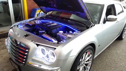 First 2005 Chrysler 300C Supercharged with a Edelbrock E-force kit in the world !