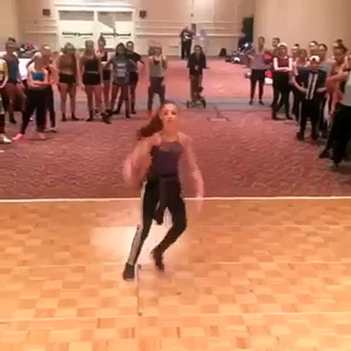 Maddie Ziegler dancing / freestyle (2015)