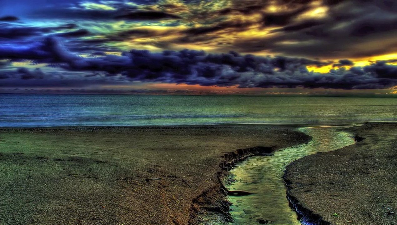 Ship on the Horizon