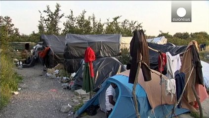 Eurotunnel: l'odissea quotidiana di camionisti, turisti e migranti