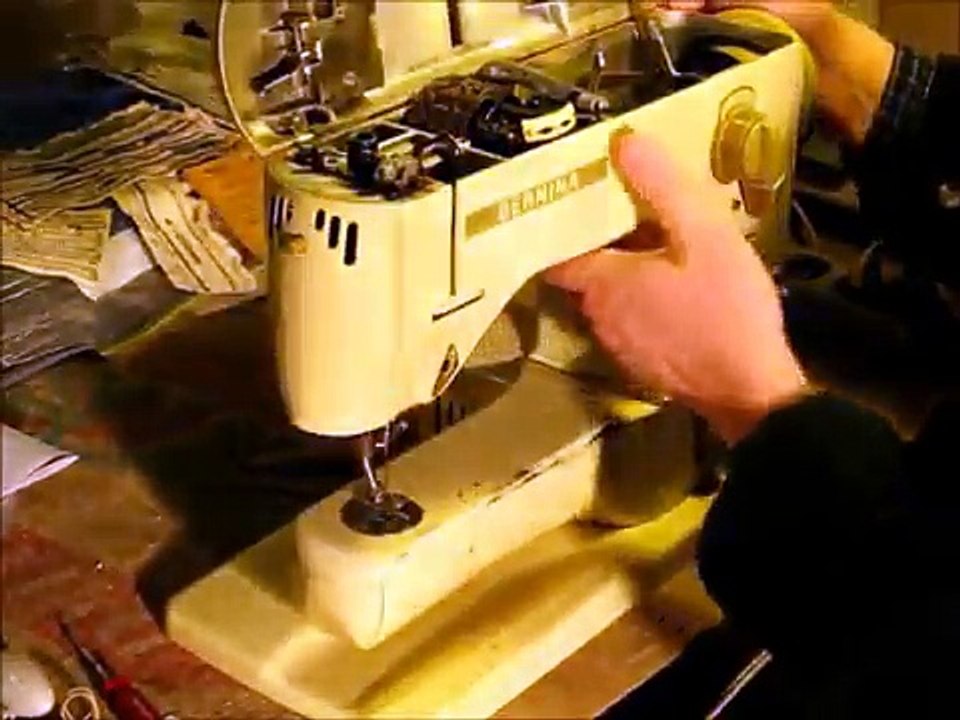 Bernina Record 730 Sewing Machine