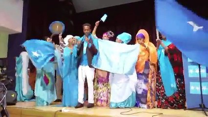 Hees  Waddani ah(Hubsiimo) Alfannaan Cabdifitaax Beyloot Live Stage 1da Luulyo 2013