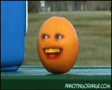 The annoying orange 6: Super Bowl football (sub ita)