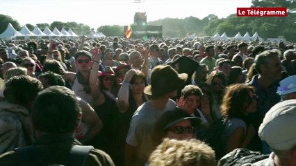 Bout du Monde. Eric Burdon & The Animals : le début du concert