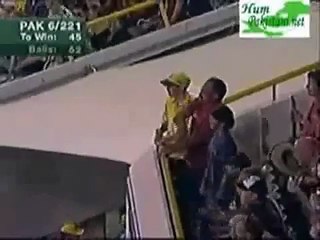 Afridi Six vs Austalia (Symonds) at Melbourne