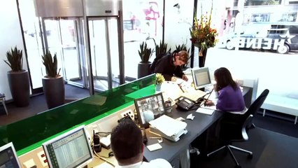 La extraña entrevista de trabajo de Heineken - El Candidato -