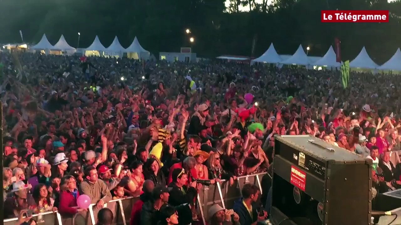 Bout du Monde 2015. Chaude ambiance devant la Compagnie Créole