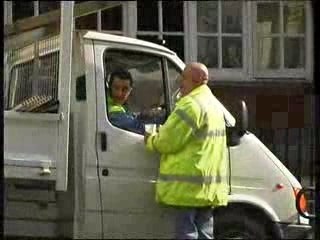 Mazda pub drole